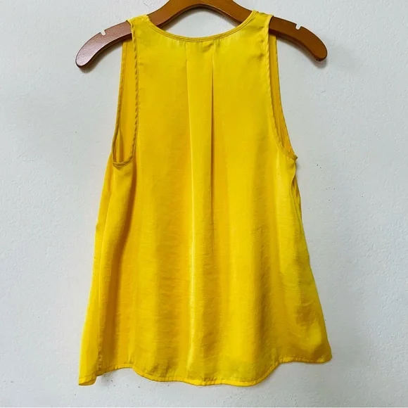 BCBG Max Azria Women's Satin Top Vneck Tunic flowy bright yellow tank top XS - Picture 2 of 10